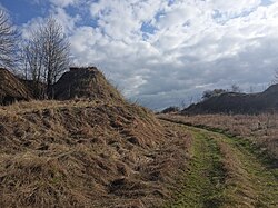 Earthen ramparts